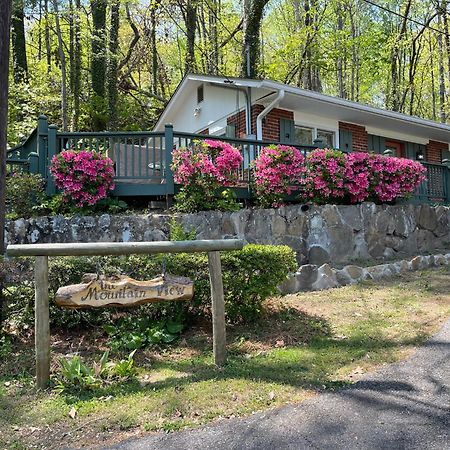 Mountain Aire Cottages & Inn Клейтън Екстериор снимка