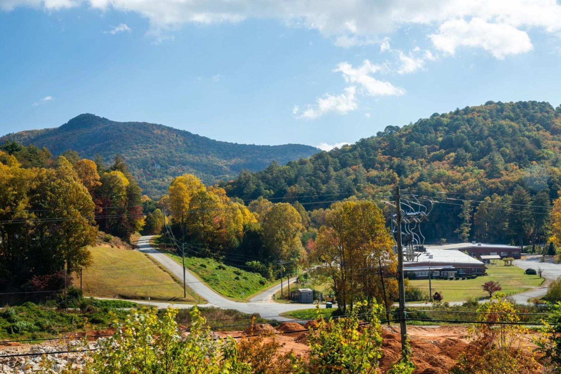Mountain Aire Cottages & Inn Клейтън Екстериор снимка